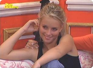 trop belle cte fille